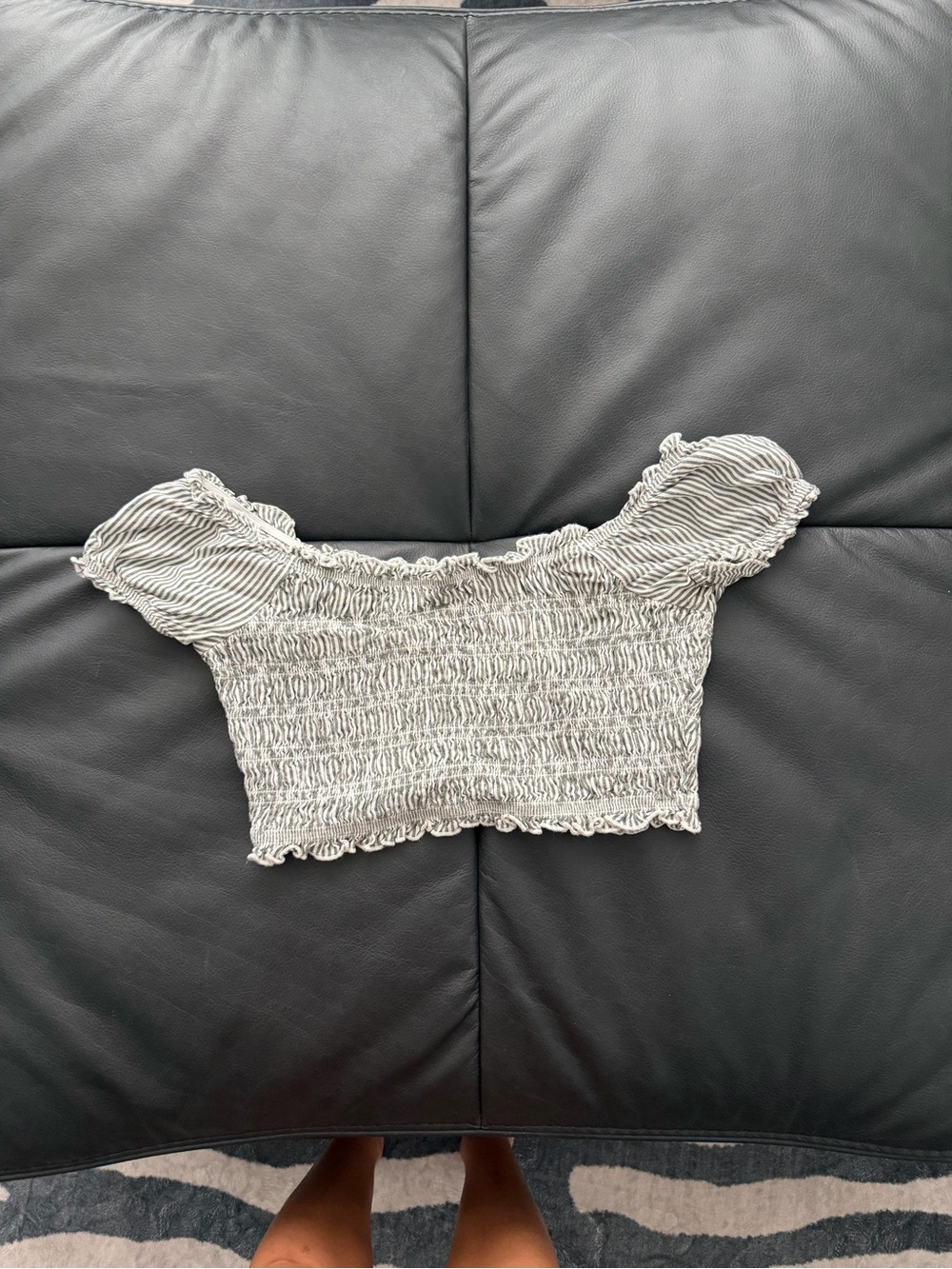 American Eagle crop top